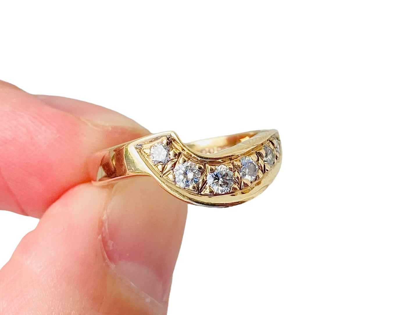 Vintage 9ct Gold Curved Diamond Ring