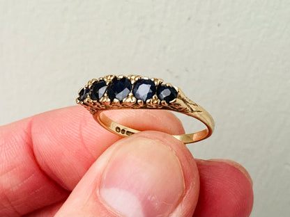 Vintage 9ct Gold Sapphire Ring