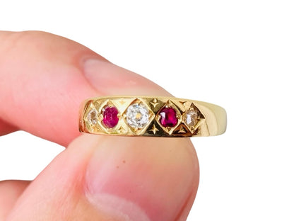 Antique 18ct Gold Ruby & Diamond Ring