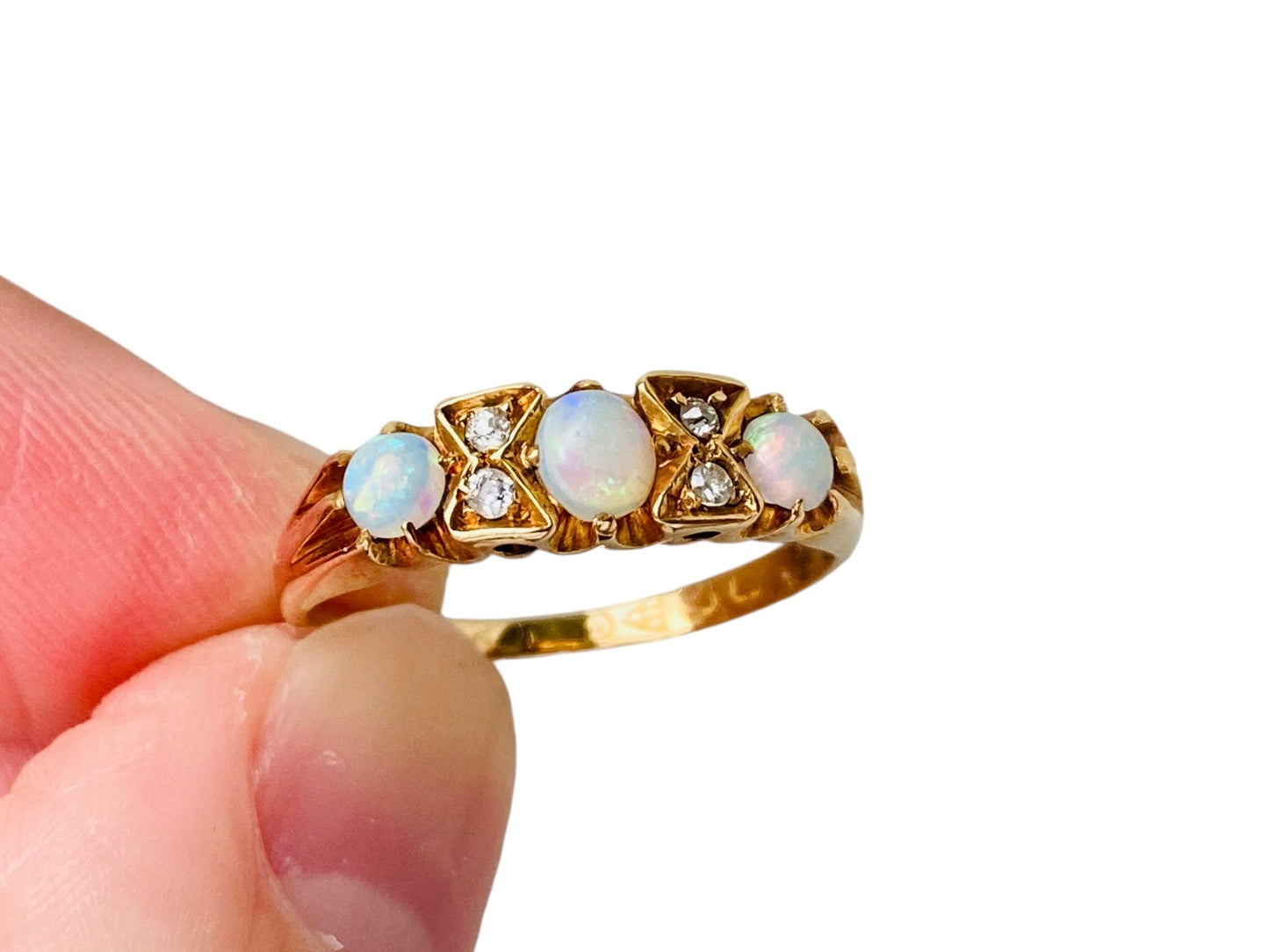 Antique Victorian 18ct Gold Opal & Diamond Ring