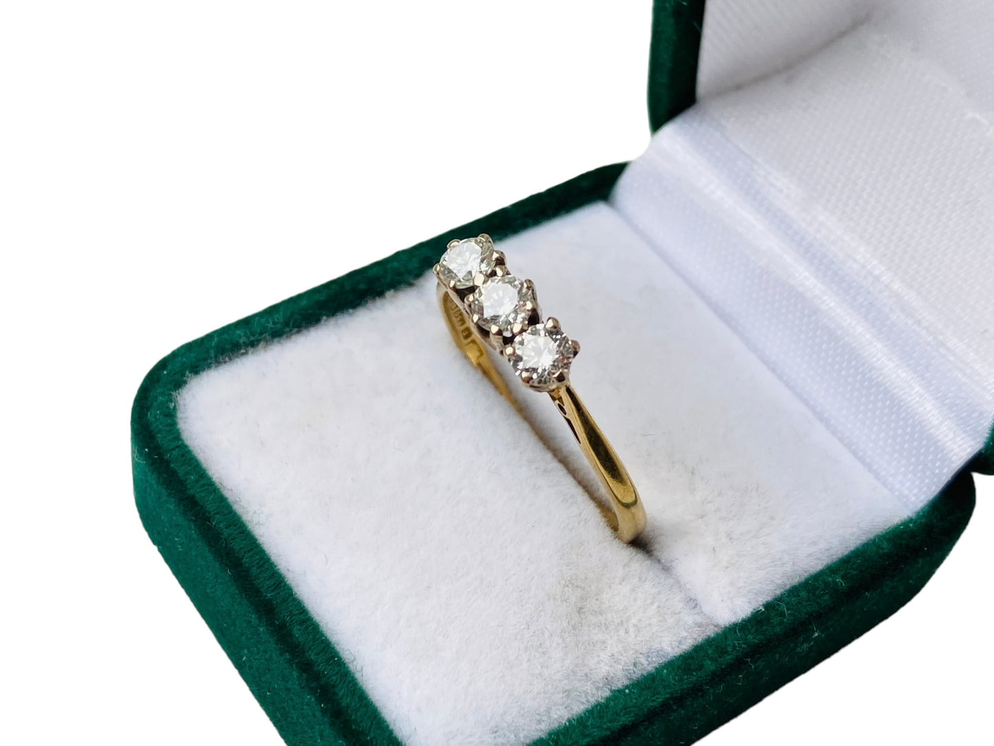 Vintage 18ct Gold Diamond Trilogy Ring