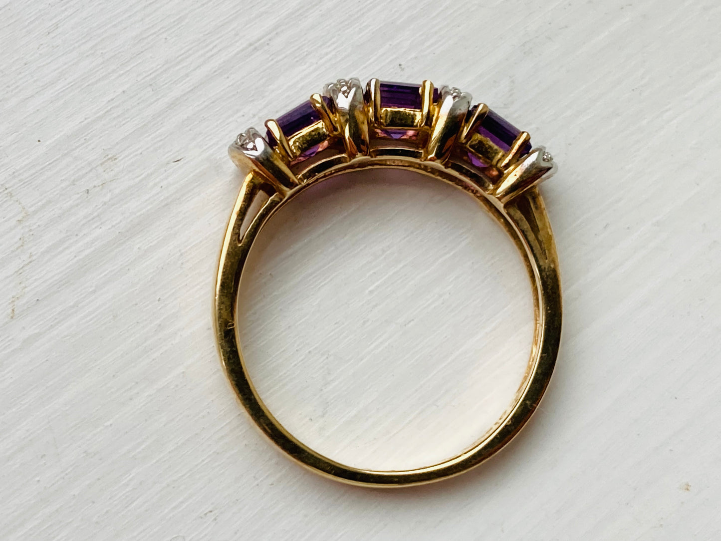 9ct Gold Amethyst & Diamond Ring