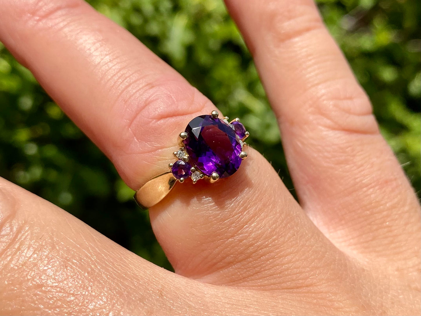 9ct Gold Amethyst & Diamond Ring