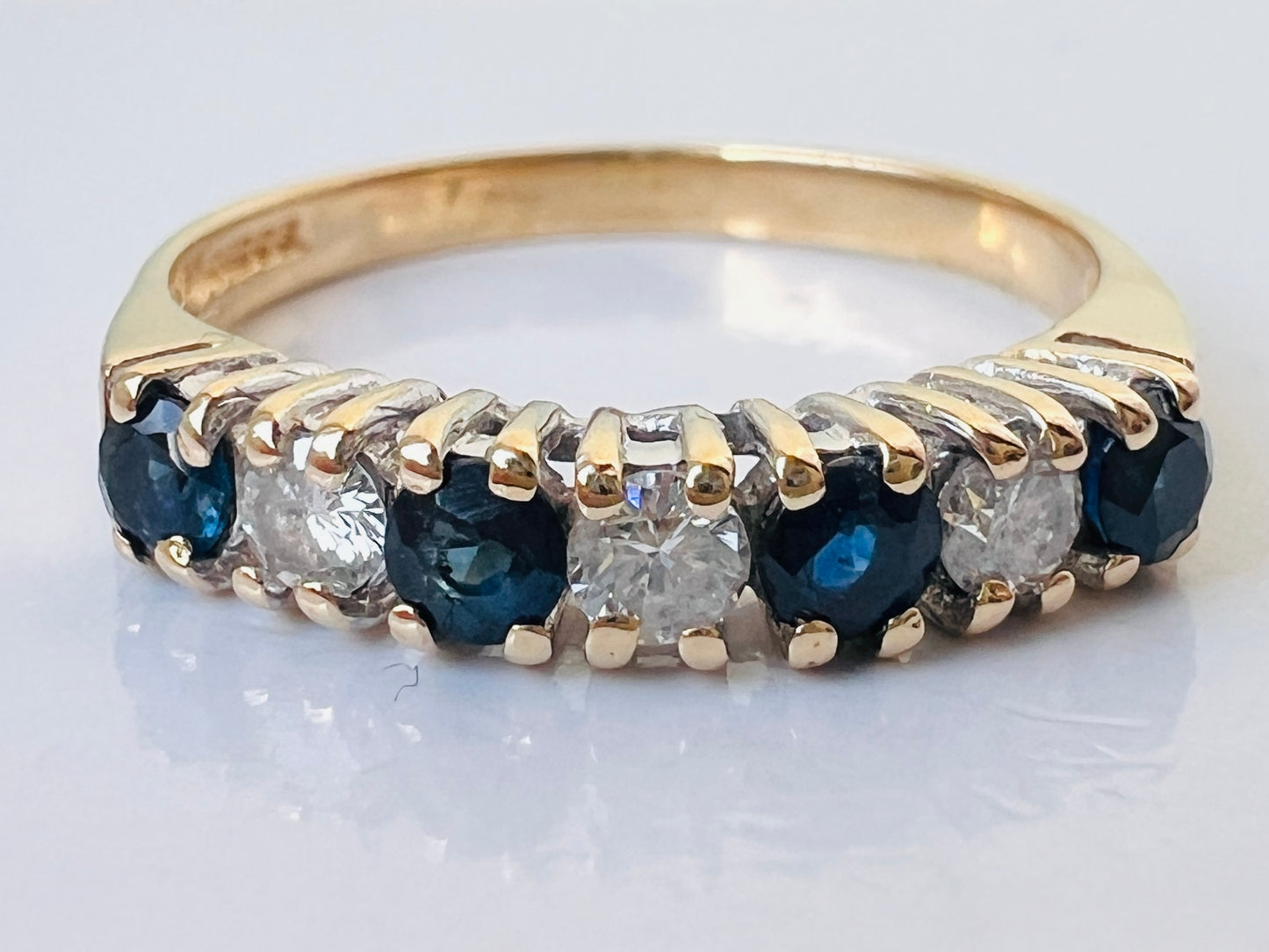 Vintage 18ct Gold Sapphire & Diamond Ring