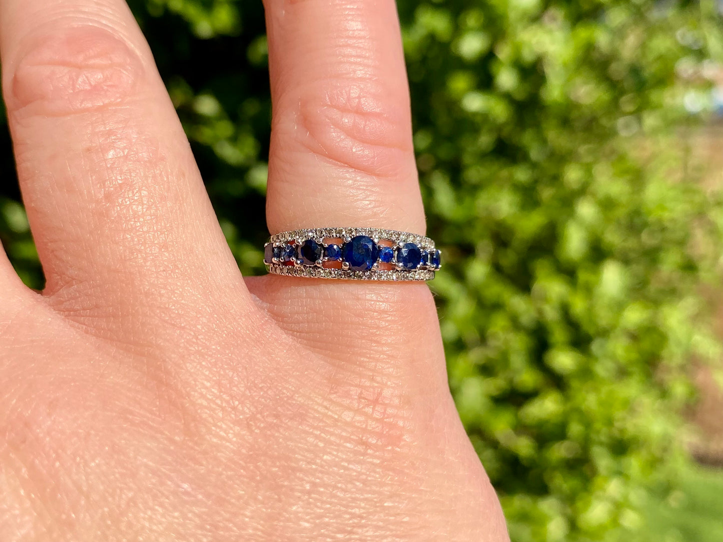 9ct Gold Sapphire & Diamond Ring