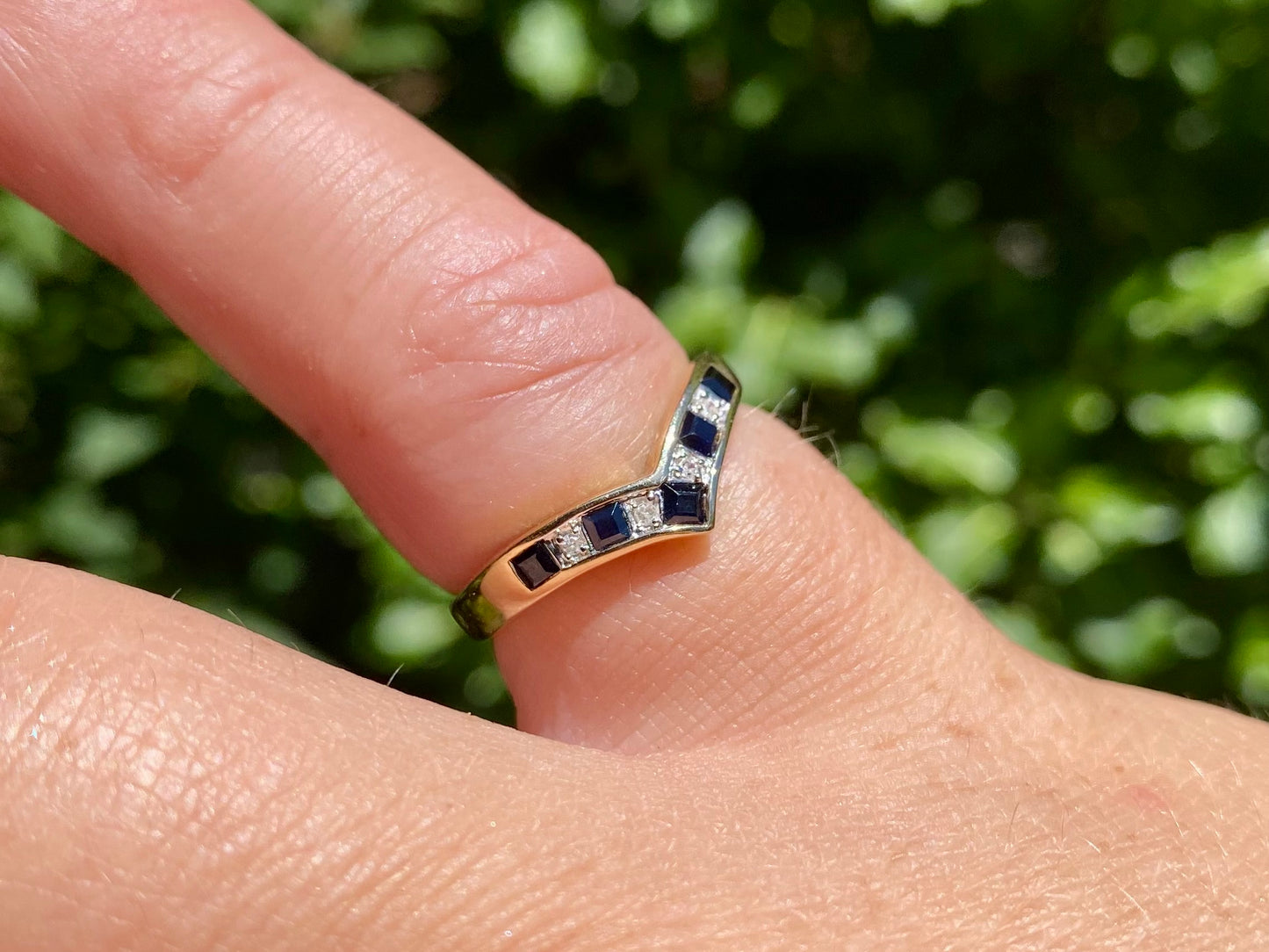 9ct Gold Sapphire & Diamond Wishbone Ring