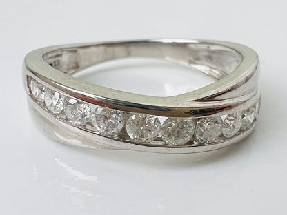 9ct Gold 0.50ct Diamond Crossover Ring