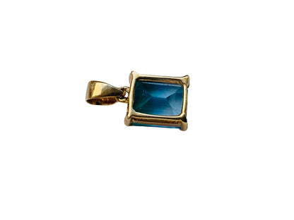 9ct Gold Topaz Pendant