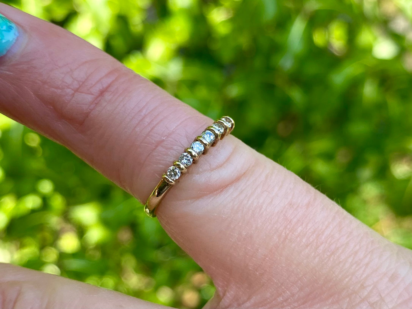 9ct Gold Six-Stone Diamond Ring