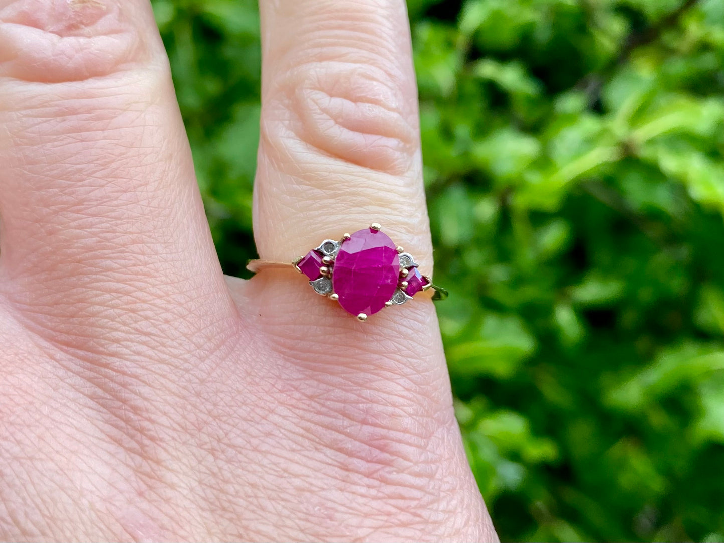 9ct Gold Ruby & Diamond Ring