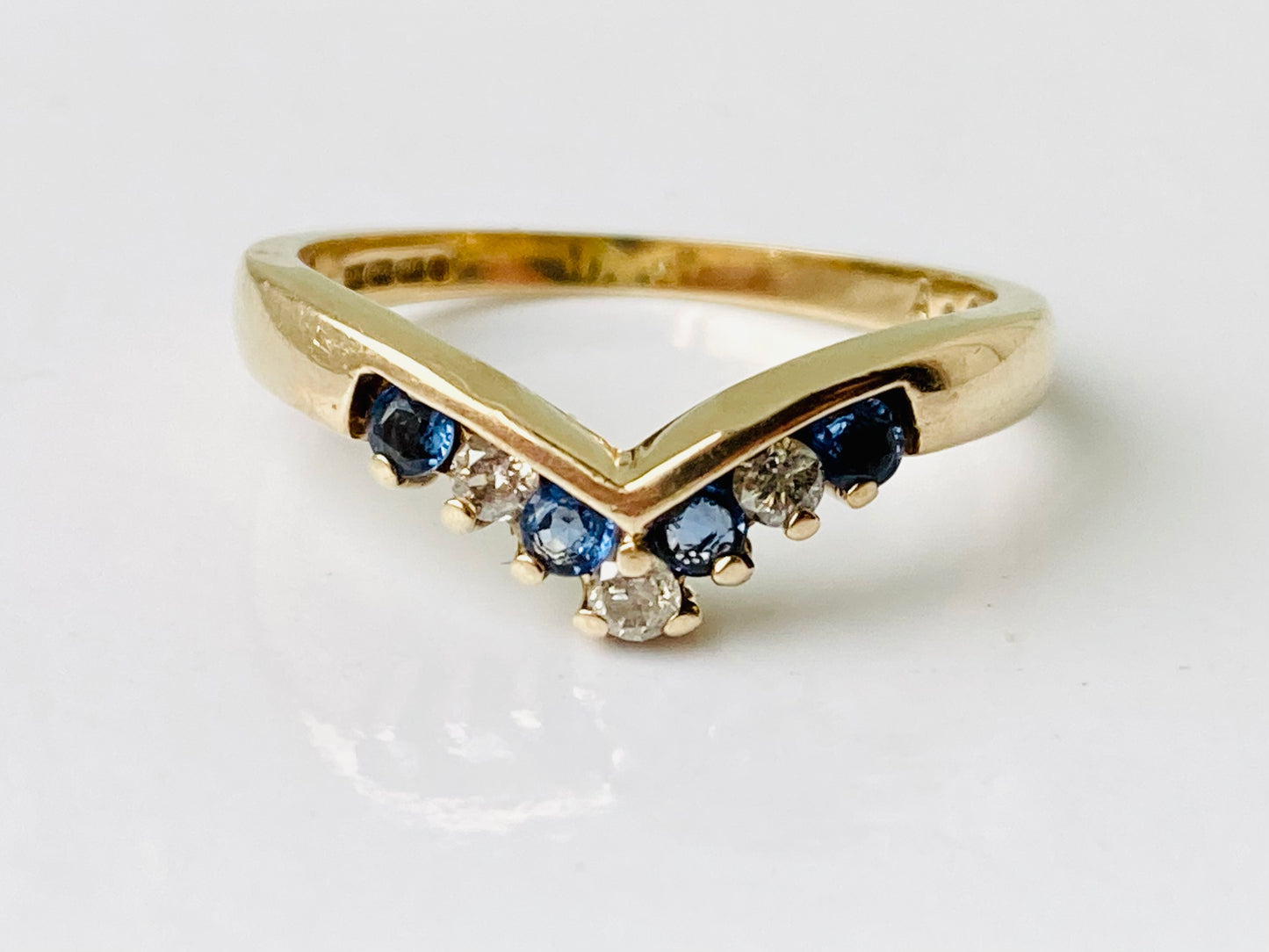 9ct Gold Sapphire & Diamond Chevron Ring