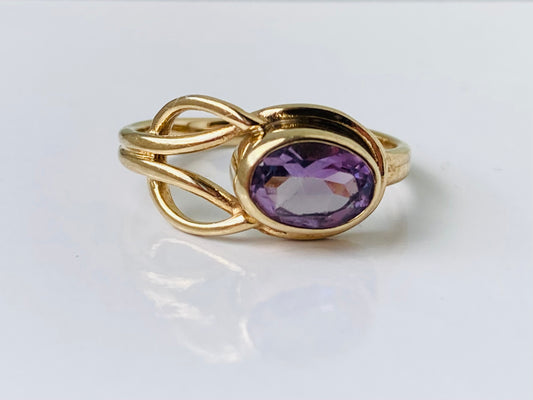 9ct Gold Amethyst Ring