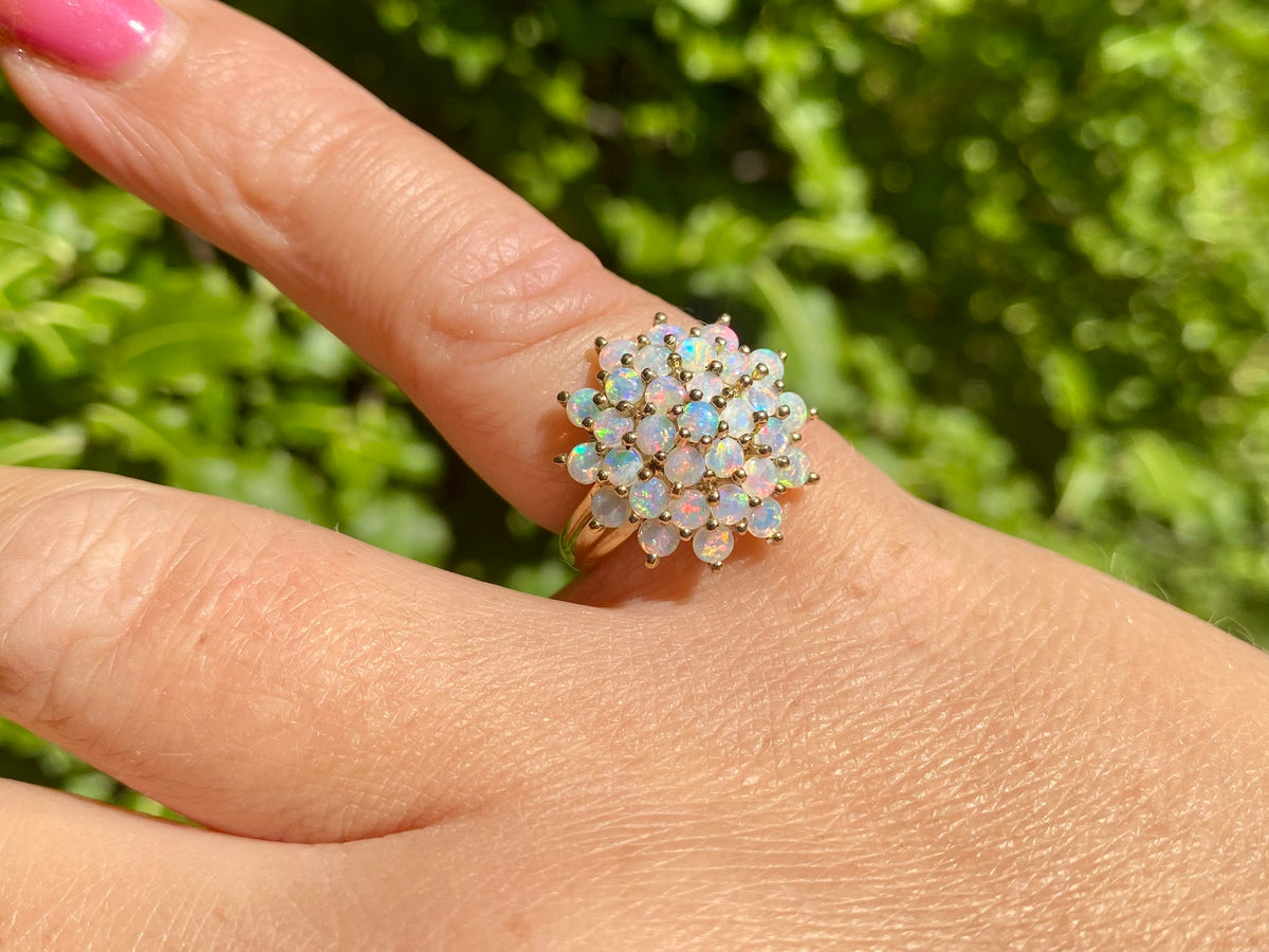 9ct Gold Opal Ring