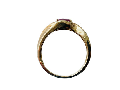 9ct Gold Ruby Ring