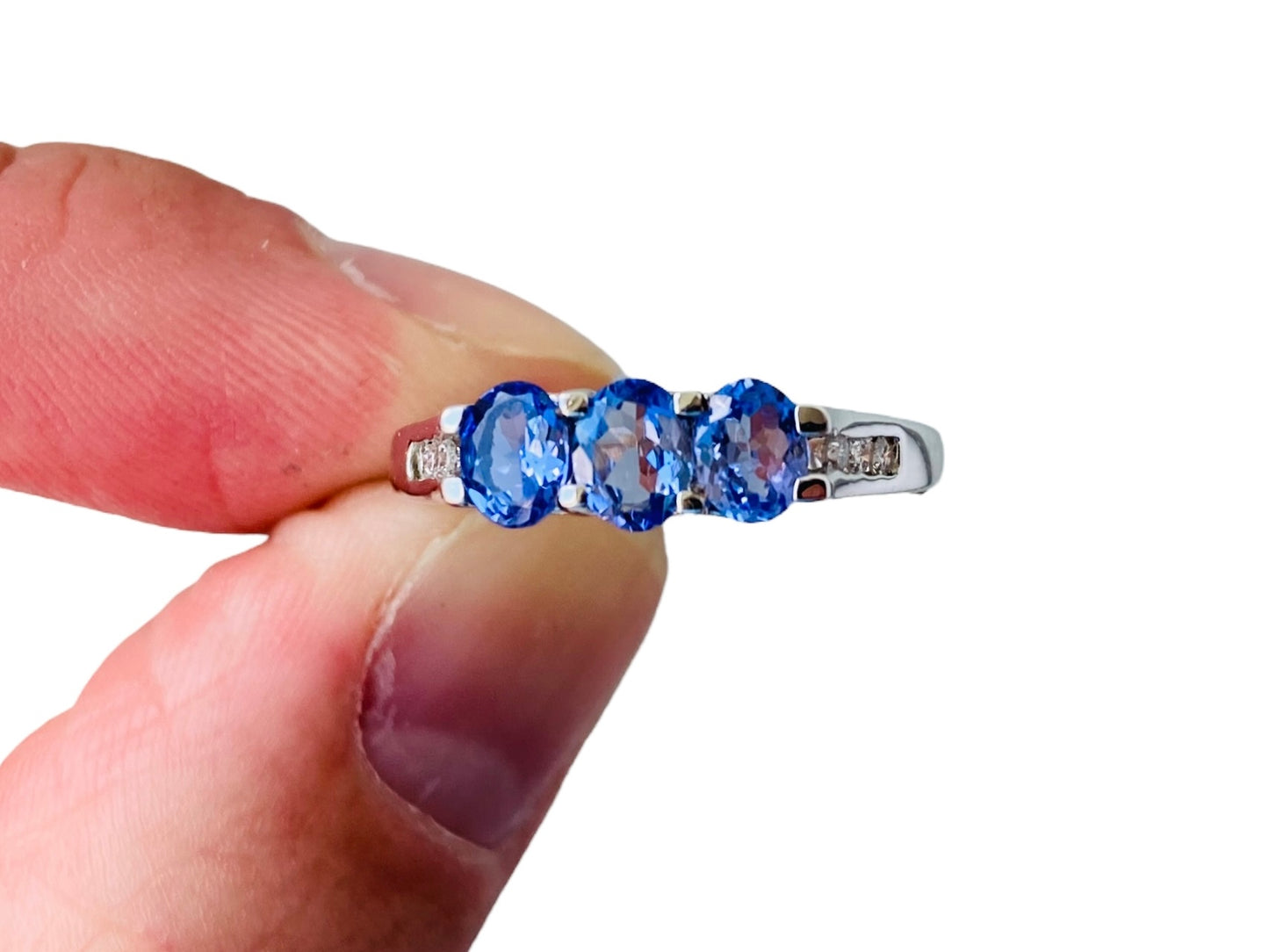 9ct Gold Tanzanite & Diamond Ring