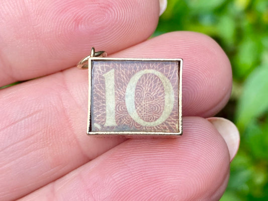 Vintage 9ct Gold Emergency 10 Shilling Pendant