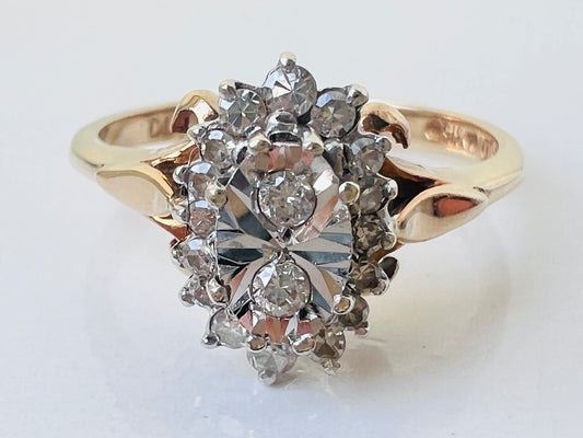 9ct Gold Diamond Daisy Ring