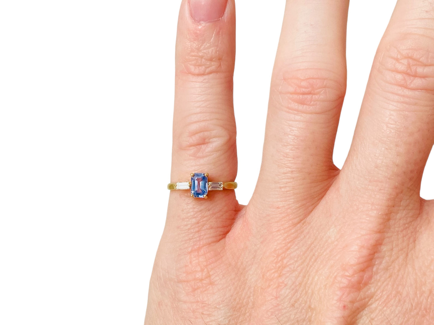 18ct Gold Sapphire & Diamond Ring