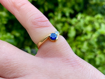 18ct Gold Sapphire & Diamond Ring