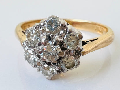Vintage 18ct Gold Diamond Daisy Ring