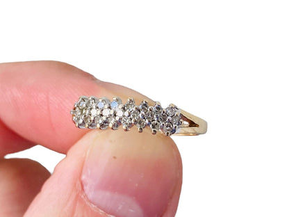 9ct Gold Diamond Ring