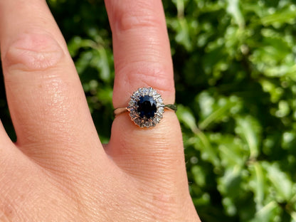 Vintage 18ct Gold Sapphire & Diamond Ring