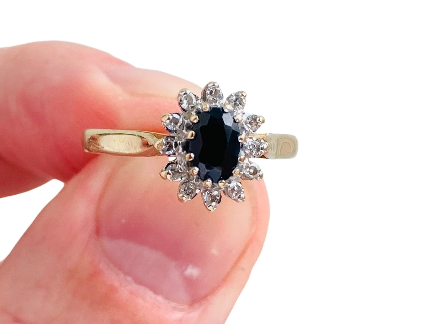 9ct Gold Sapphire & Diamond Ring