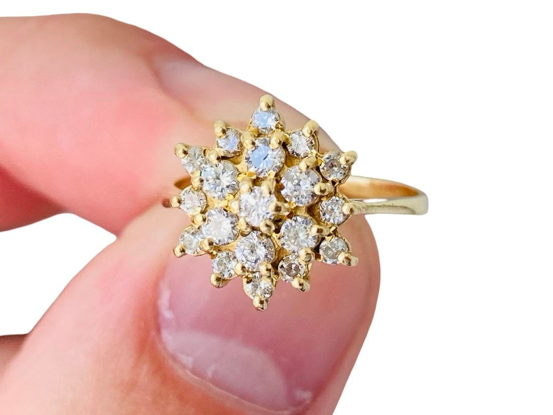 Vintage 18ct Gold Diamond Cluster Ring