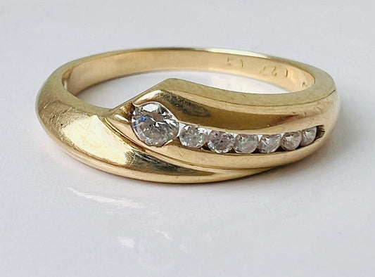 14ct Gold Diamond Ring