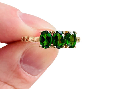 9ct Gold Diopside Ring