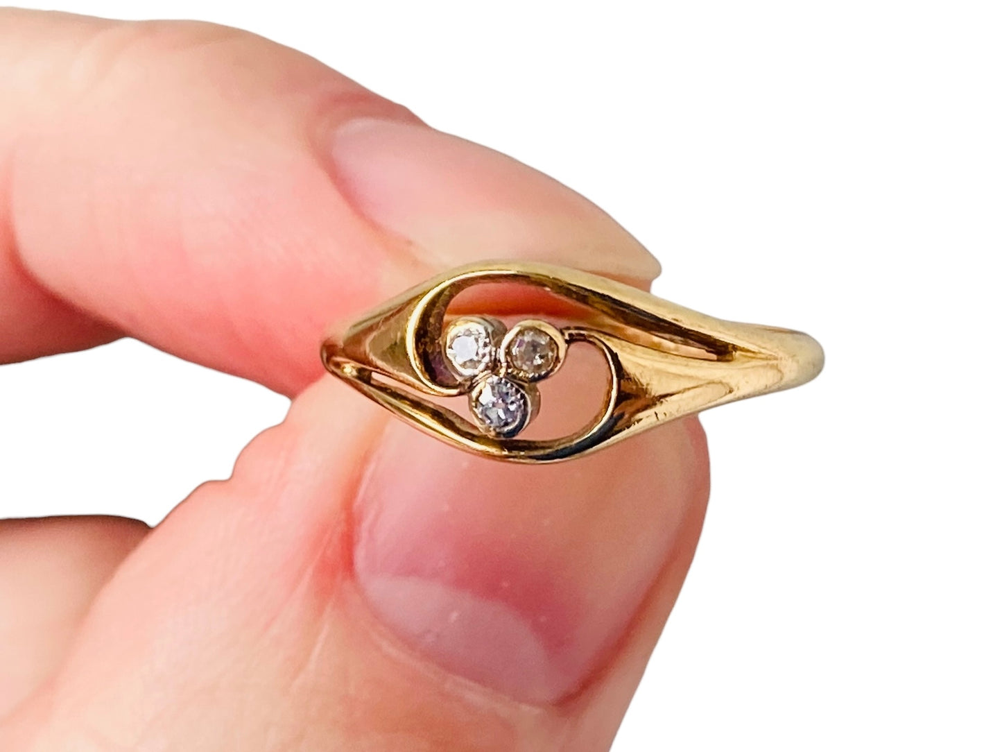 Antique 18ct Gold Diamond Ring