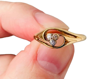 Antique 18ct Gold Diamond Ring