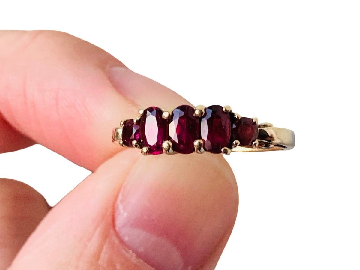 9ct Gold Rhodolite Garnet & Diamond Ring