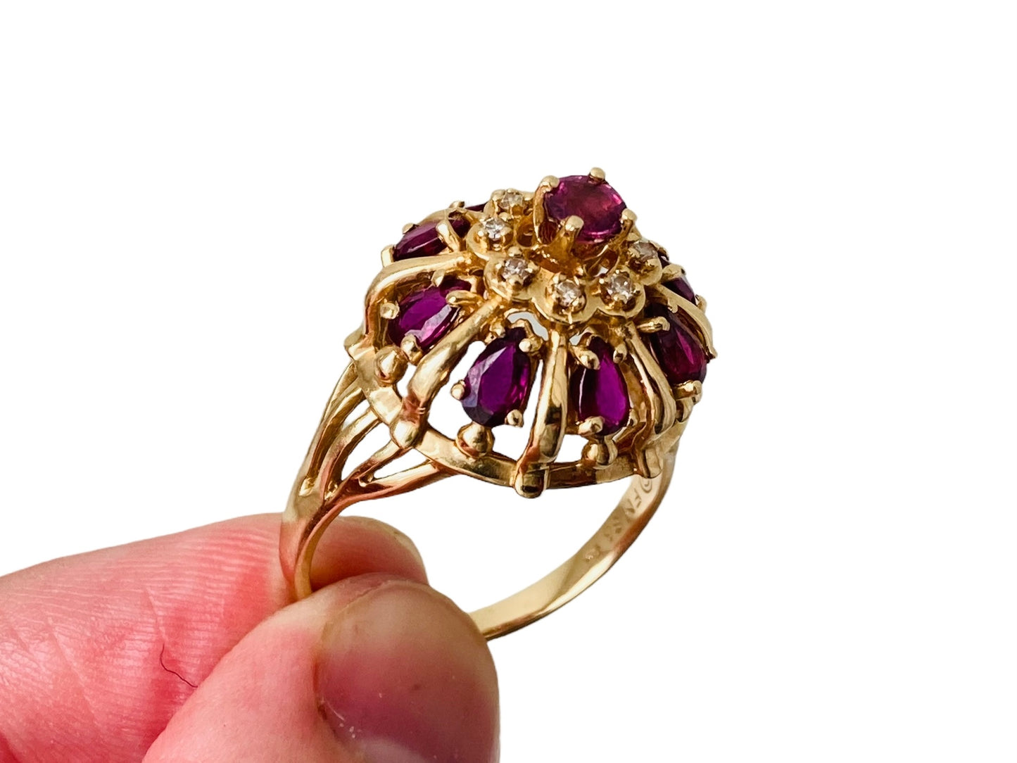 Vintage 14ct Gold Ruby & Diamond Ring