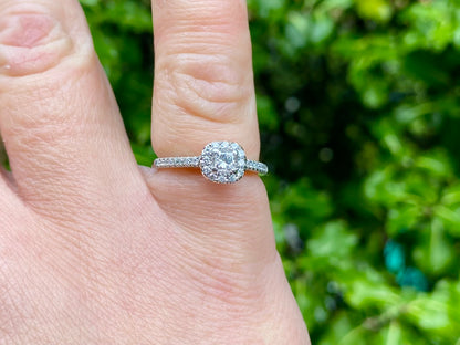 18ct Gold Diamond Halo Ring