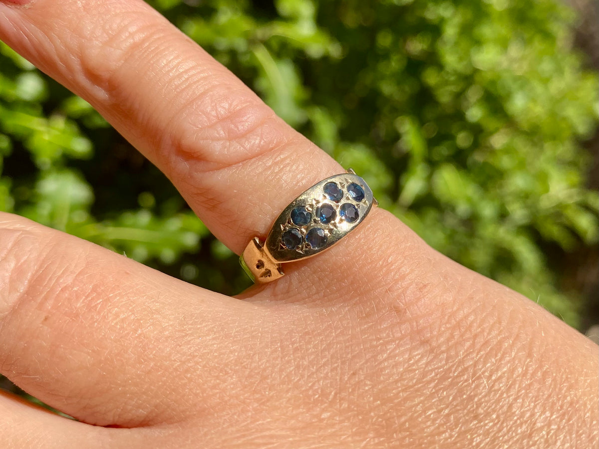 Vintage 9ct Gold Sapphire Ring