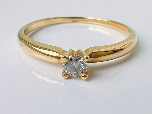 Vintage 18ct Gold Diamond Ring