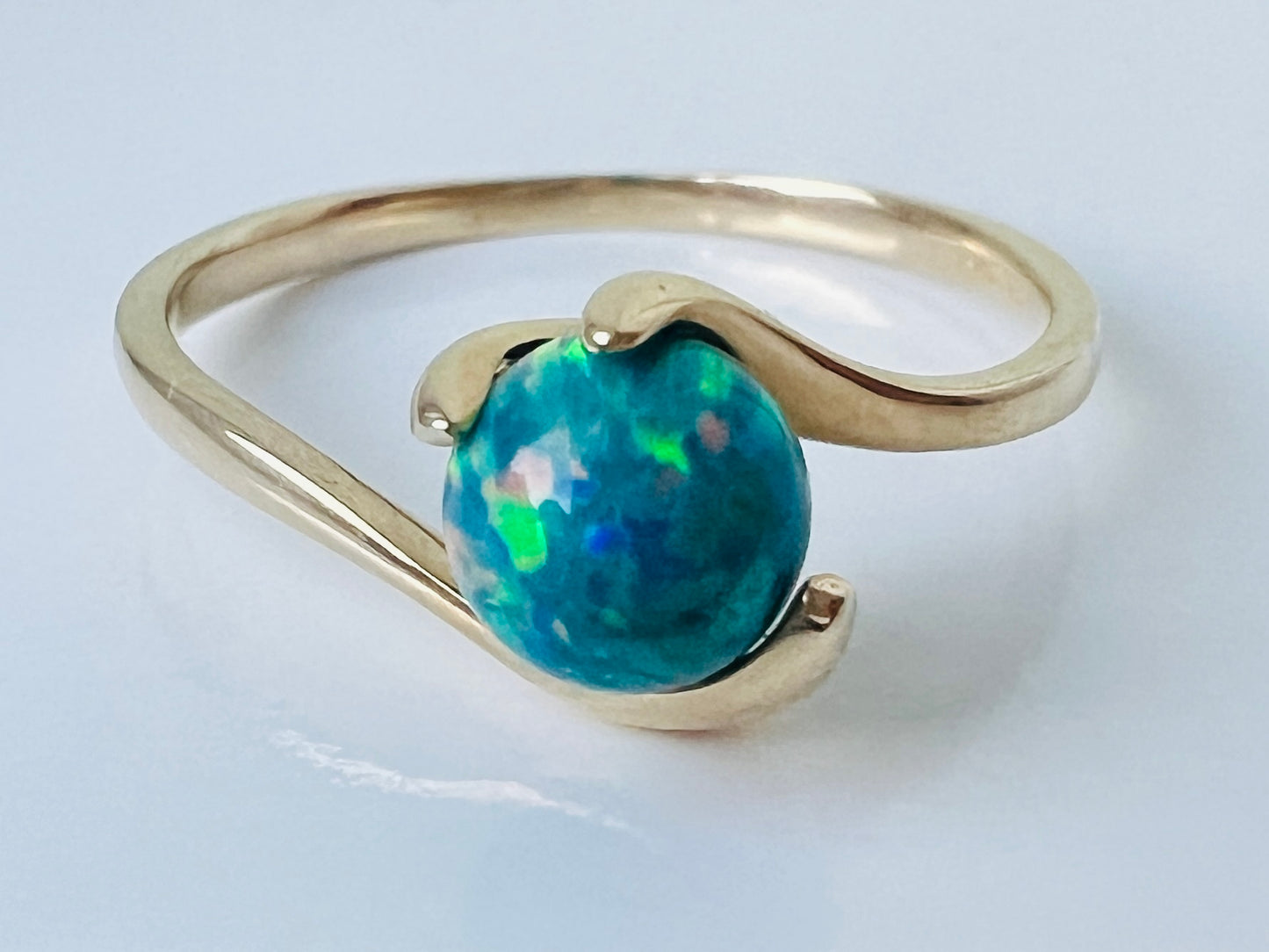 9ct Gold Opal Ring