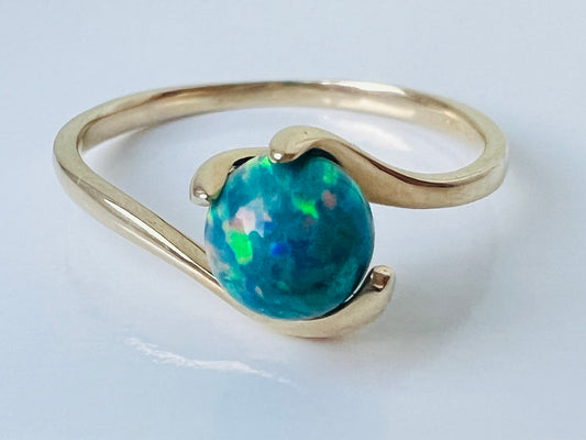 9ct Gold Opal Ring