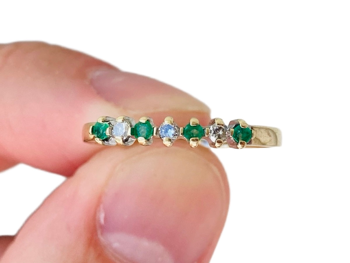 9ct Gold Emerald & Diamond Ring
