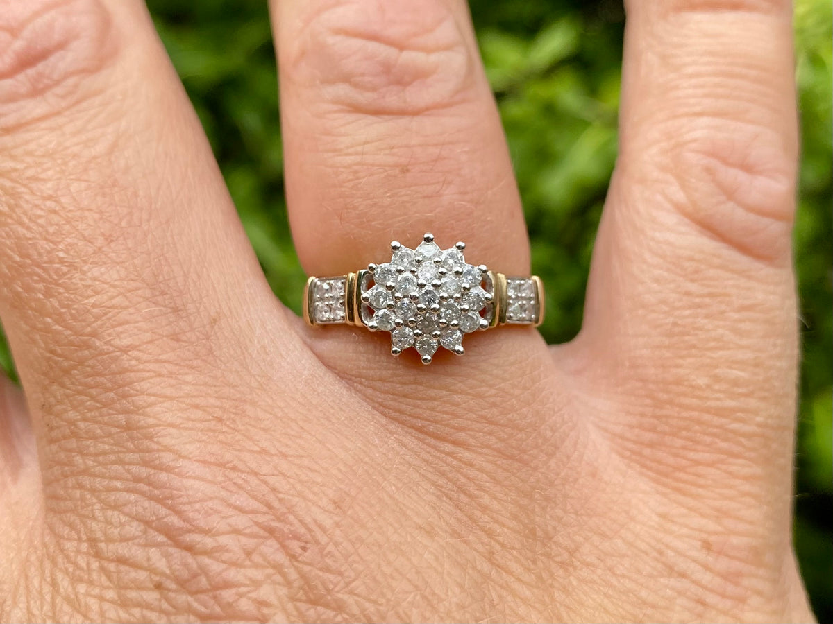 9ct Gold Diamond Cluster Ring