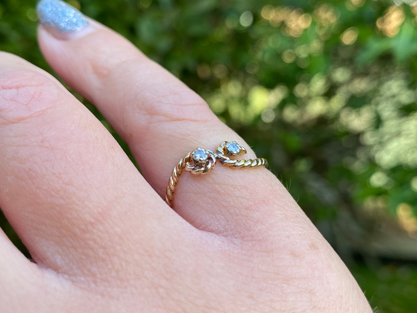 Vintage 9ct Gold Diamond Rope Ring