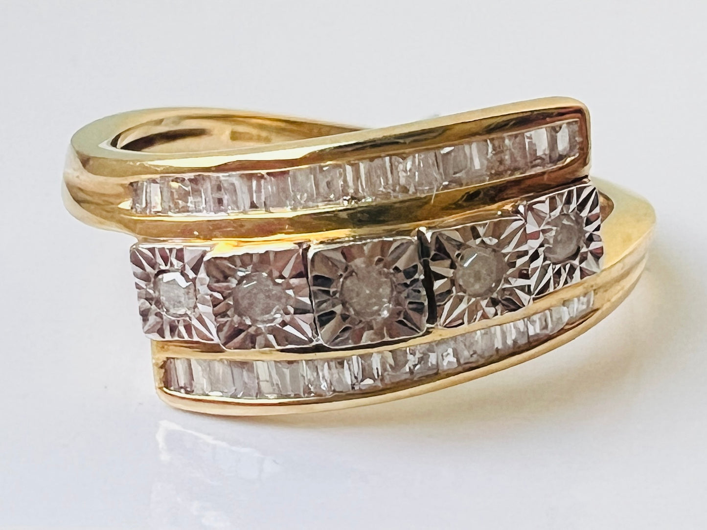 9ct Gold Diamond Ring