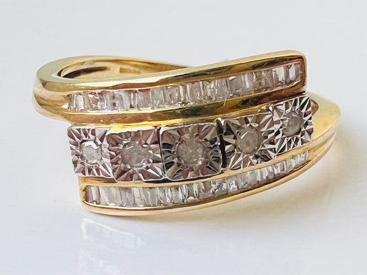 9ct Gold Diamond Ring