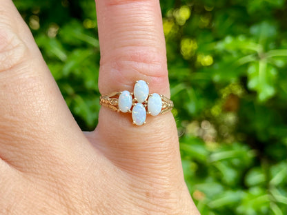 Vintage 9ct Gold Opal Ring