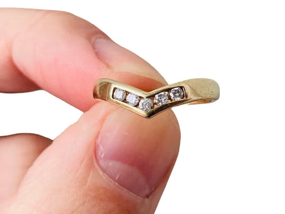 Vintage 9ct Gold Diamond Wishbone Ring