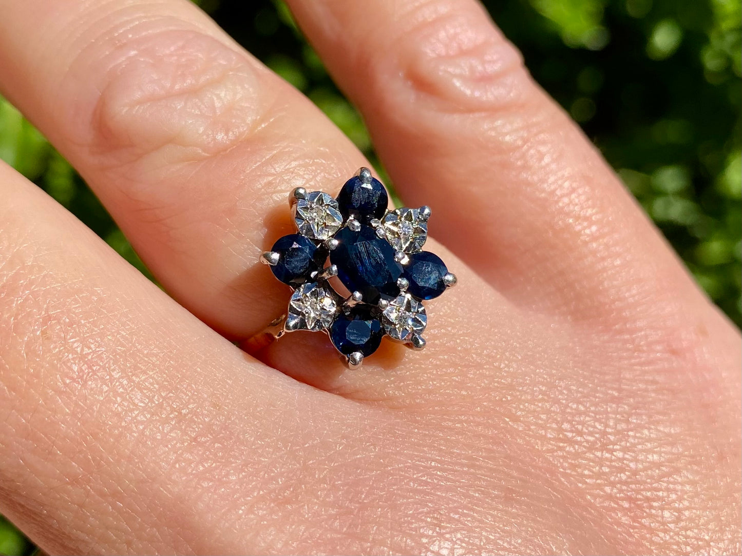 Vintage 9ct Gold Sapphire & Diamond Ring