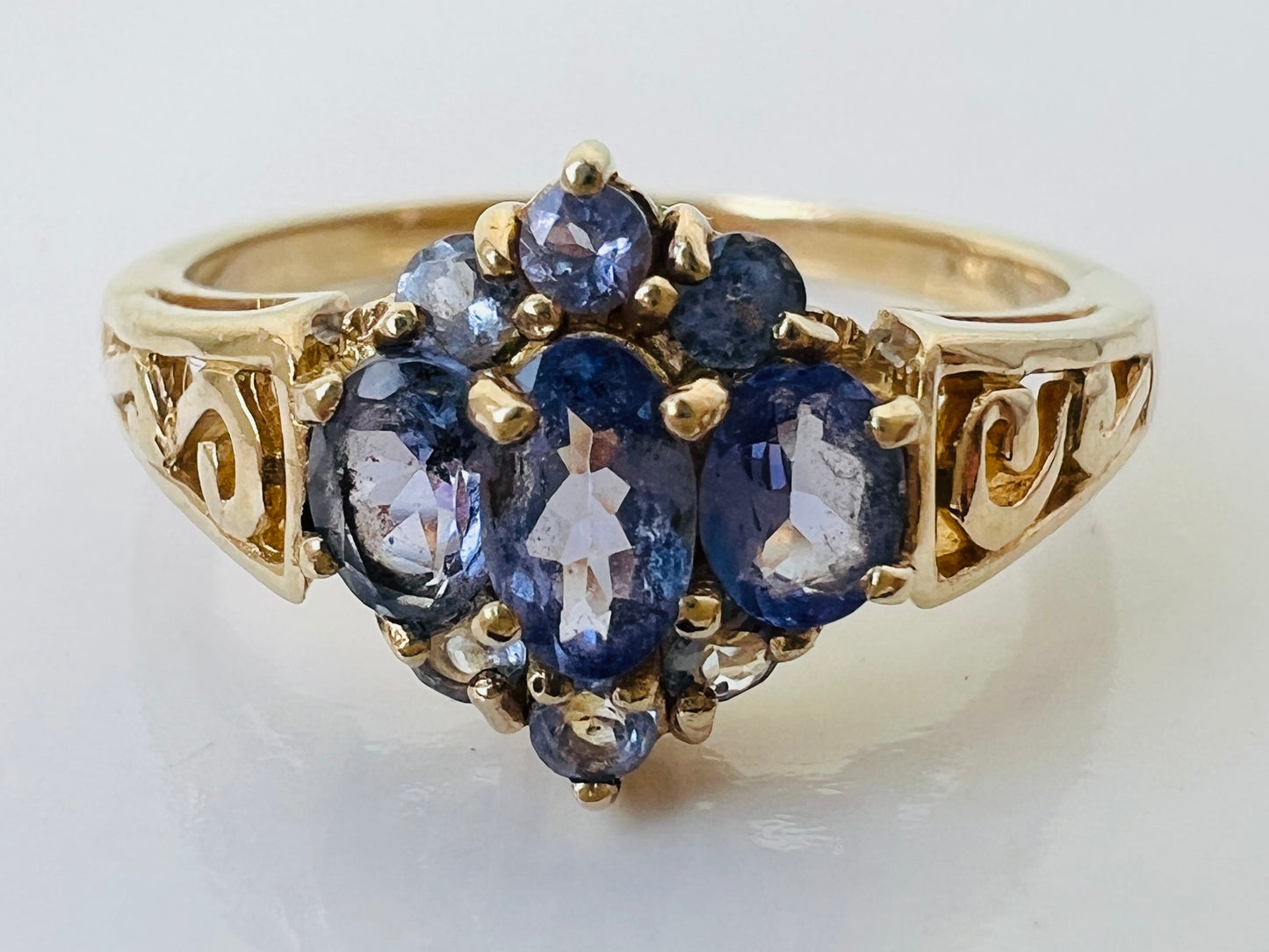 9ct Gold Tanzanite Ring