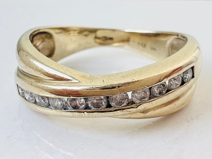 9ct Gold Diamond Crossover Ring