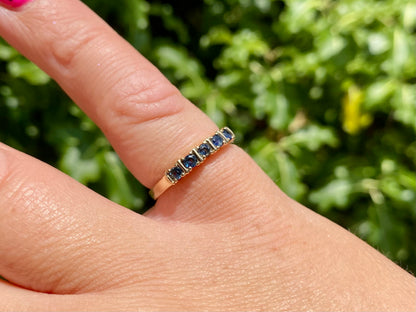 Vintage 9ct Gold Sapphire Ring